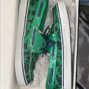 Green sperrys